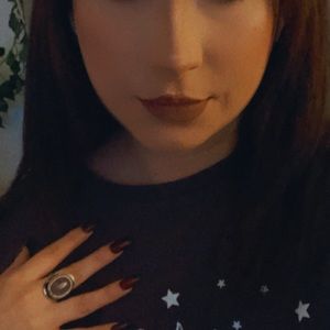 Meet your Posher, Shugie